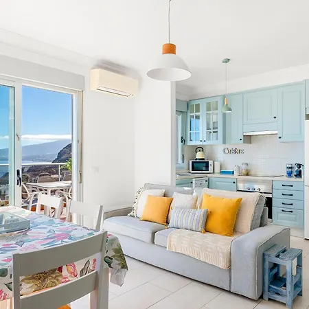 Boutique With Bbq Terrace And Ocean Views *