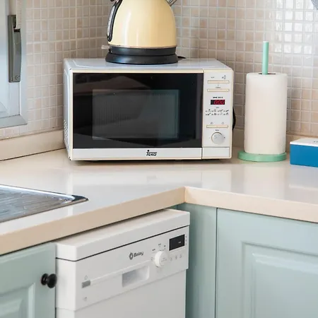 Boutique With Bbq Terrace And Ocean Views *