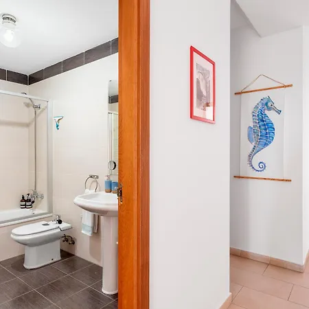 Boutique With Bbq Terrace And Ocean Views Apartmán